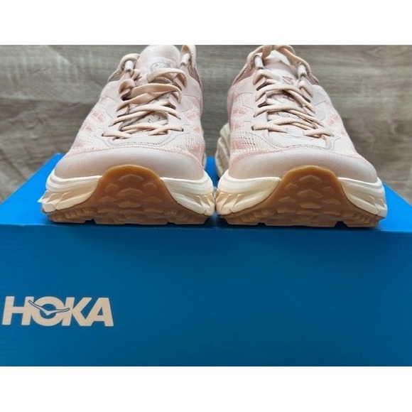 Hoka One One Women's Speedgoat 5 Trainers Cream/Sandstone Shoes NIB - Size 9.5B - Picture 4 of 16